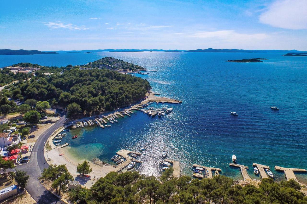 Apartments By The Sea Drage, Biograd - 19189 Pakostane Bagian luar foto